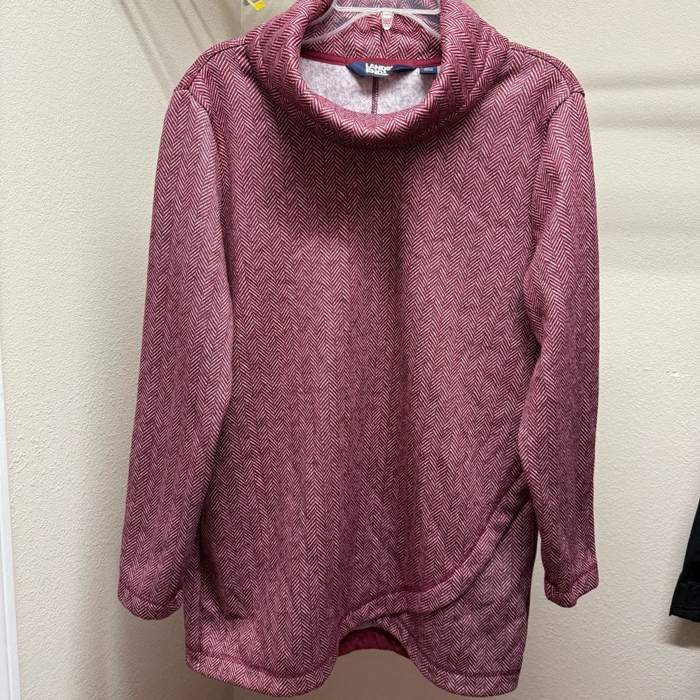 Lands End Women’s Cowl Neck Fleece Pullover Medium maroon Herringbone Winter